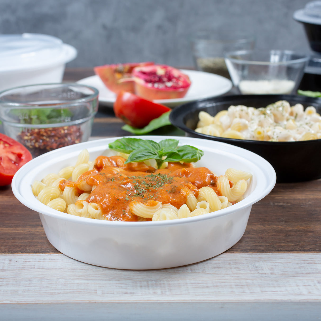 z(Archive) 24 oz Premium 7" Round Combo (White) - 150/Case - ReztaurantDirect