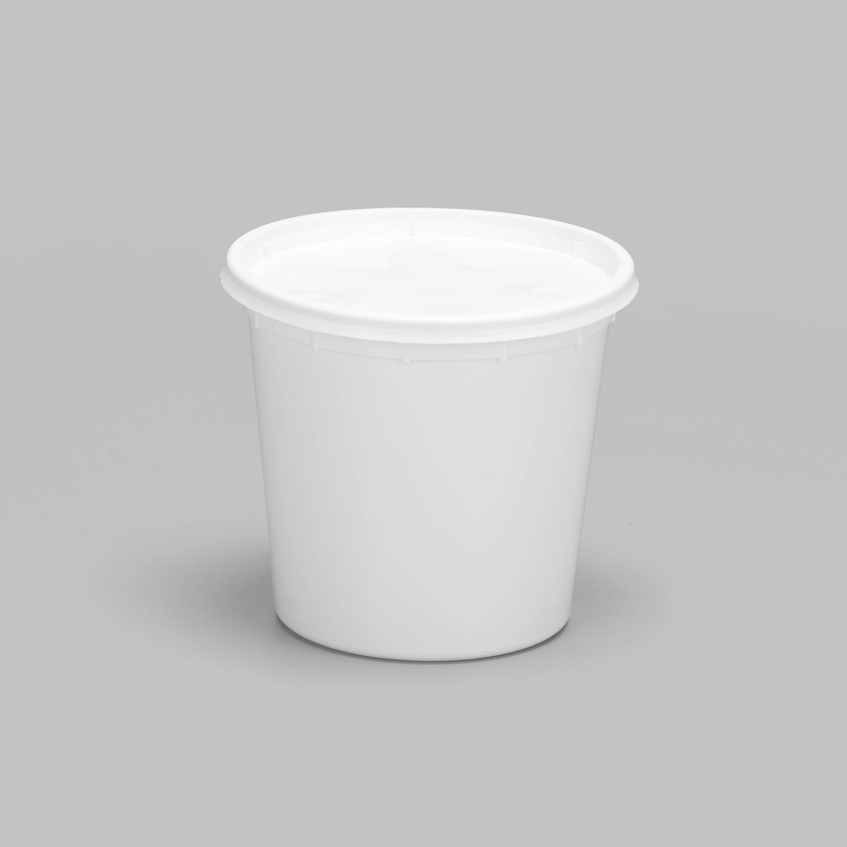 24 oz Heavy Weight Mircowavable Deli/Soup Combo (White) - 240/Case - ReztaurantDirect