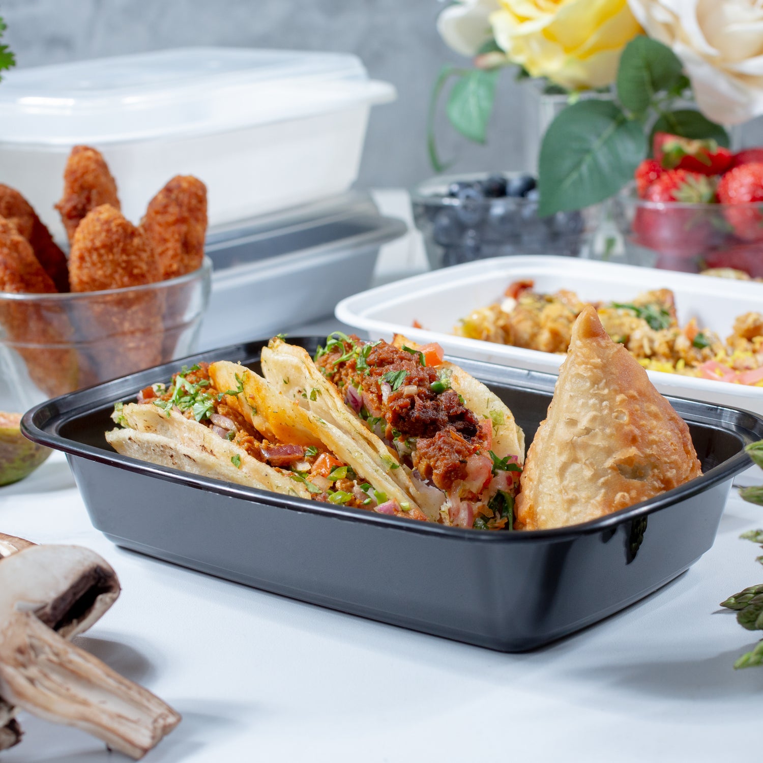 32 oz Premium 8" x 6" Oblong Microwaveable Combo (Black) - 150/Case - ReztaurantDirect 