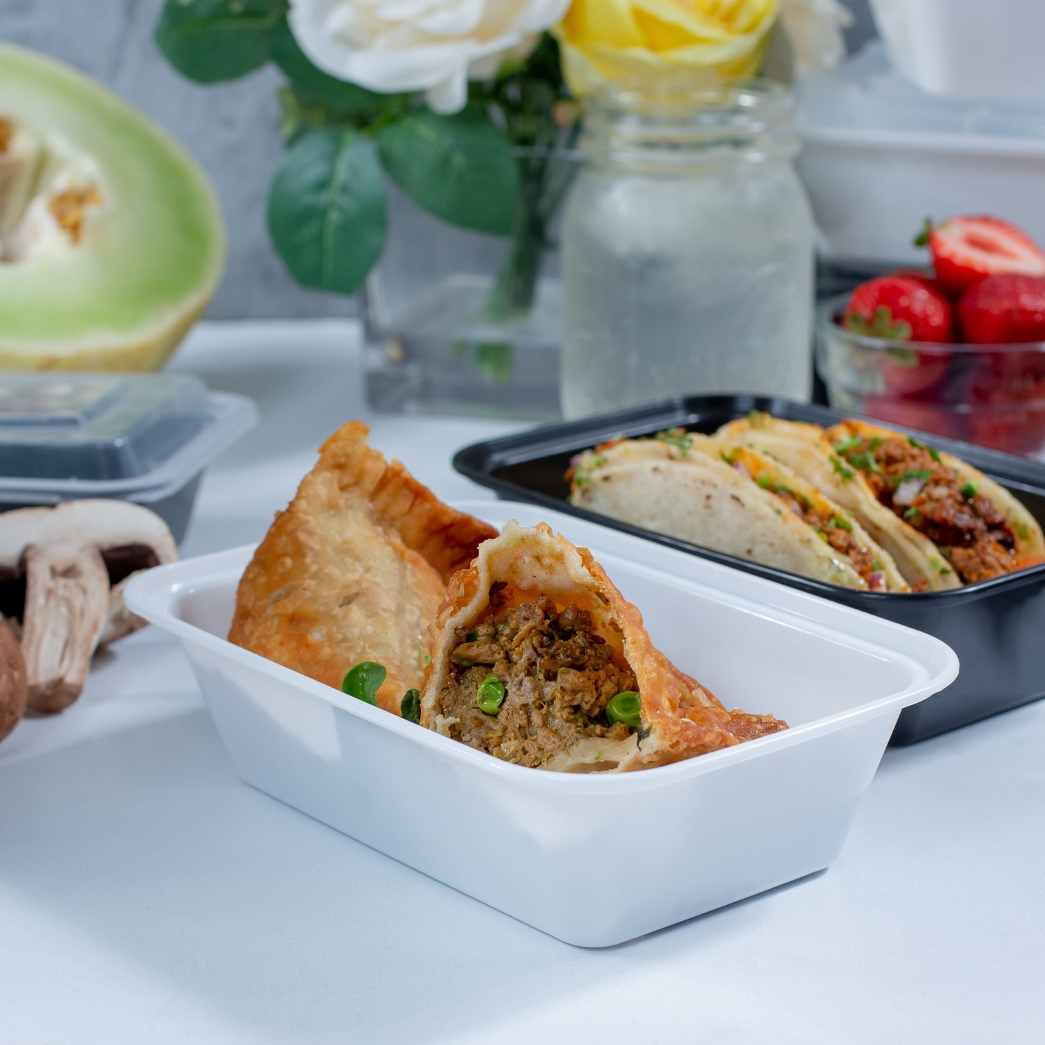 24 oz Premium 7" x 5" Rectangular Microwavable Combo (White) - 150/Case - ReztaurantDirect 