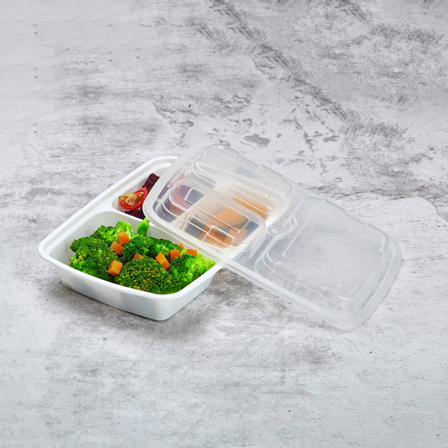 24 oz Premium 8" x 6" 3-Compartment Rectangular Microwavable Combo (White) - 150/Case - ReztaurantDirect 