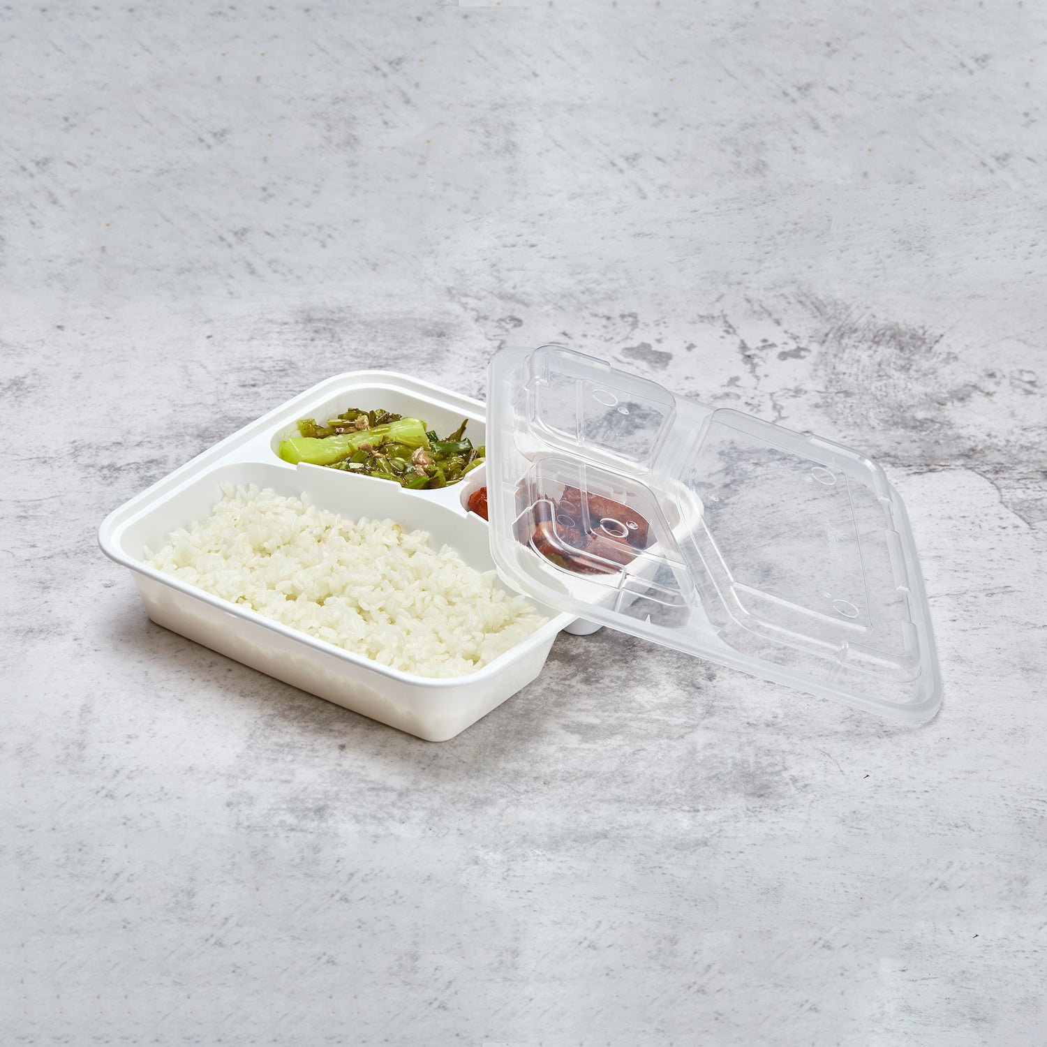 38 oz Premium 8" x 8" 3-Compartment Square Microwavable w/ Vent Combo (White) - 100/Case - ReztaurantDirect 